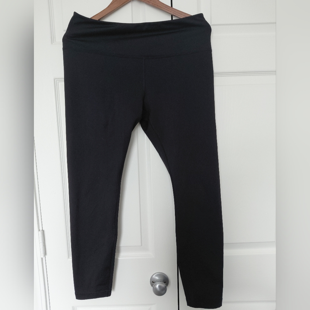 Reebok Black Activewear Leggings Size L.